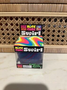 Nice Cube Swirl - Blue/Purple Kids Squish Toy